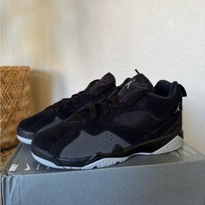 NEW Jordan MVP 92 Black Wolf Grey